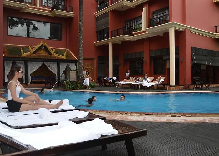 Apsara Angkor & Conference 4*