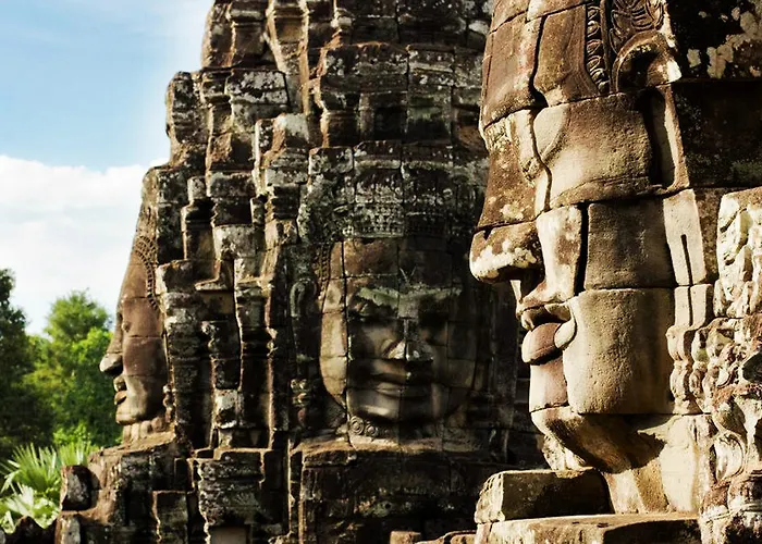 Hotel Apsara Angkor & Conference 4*
