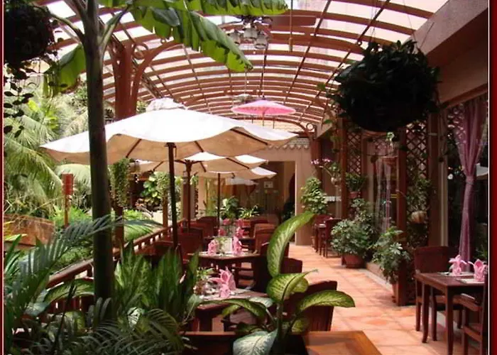 Apsara Angkor & Conference Hotel