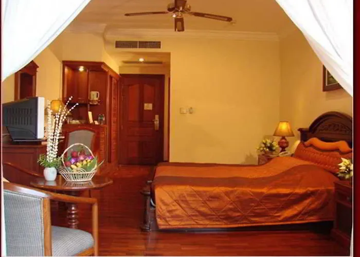 Hotel Apsara Angkor & Conference 4*